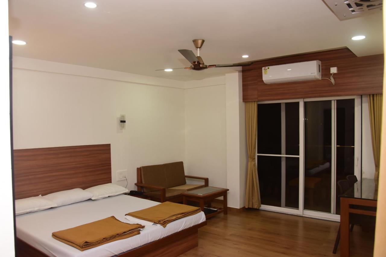Hotel Regal Panhala Residency Exterior foto